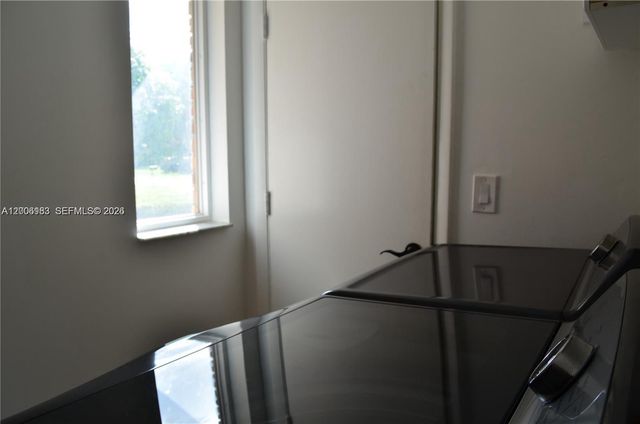 1200 NW 78th Ave, Plantation, FL 33322