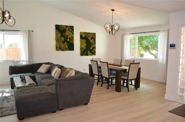 1200 NW 78th Ave, Plantation, FL 33322