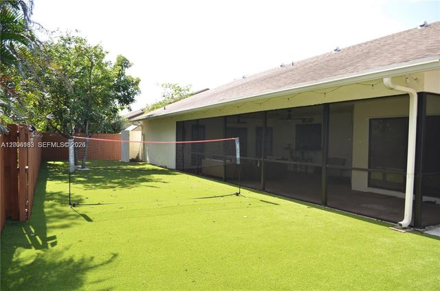 1200 NW 78th Ave, Plantation, FL 33322