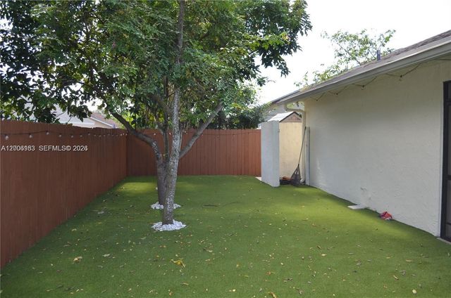 1200 NW 78th Ave, Plantation, FL 33322