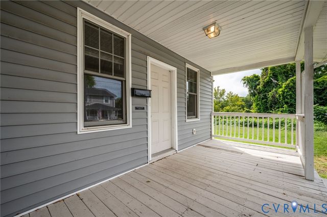 616 E Poythress St, Hopewell, VA 23860