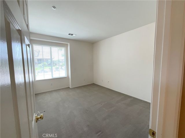 7142 Hidden Court, Highland, CA 92346