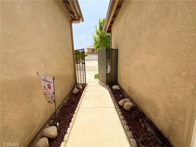 7142 Hidden Court, Highland, CA 92346
