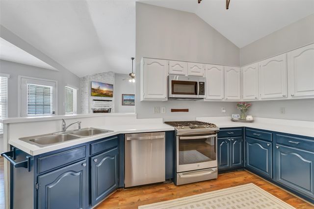 1312 Osborne Drive, Friendswood, TX 77546