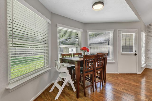 1312 Osborne Drive, Friendswood, TX 77546