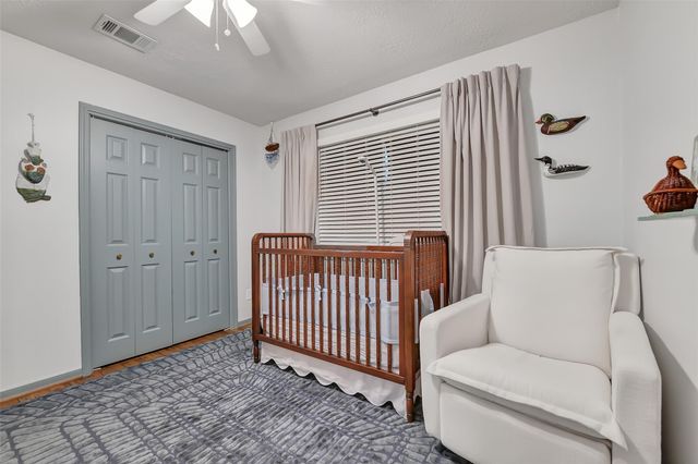 1312 Osborne Drive, Friendswood, TX 77546