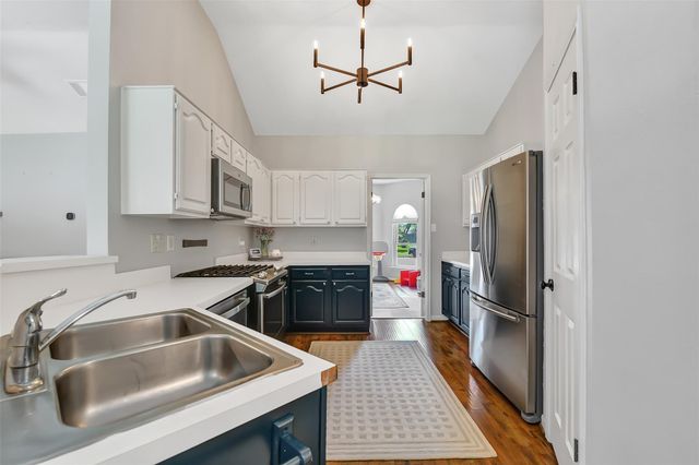 1312 Osborne Drive, Friendswood, TX 77546