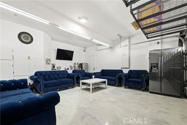 6323 Echo Hills, Fontana, CA 92336