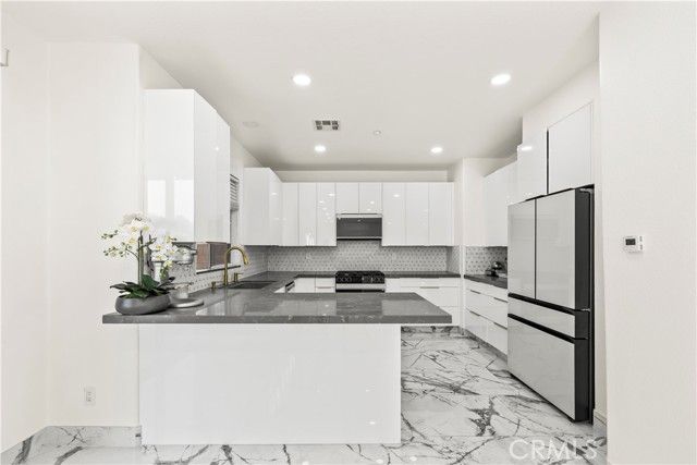 6323 Echo Hills, Fontana, CA 92336