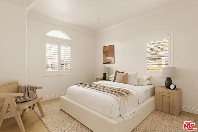 7912 Croydon Avenue, Los Angeles, CA 90045