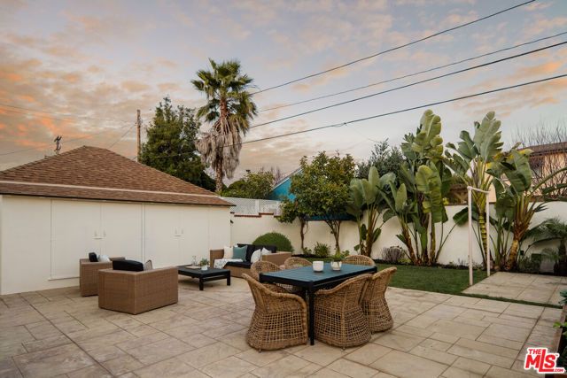 7912 Croydon Avenue, Los Angeles, CA 90045