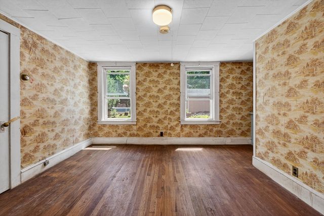 13 Percy Ave, Reading, MA 01867