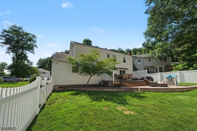 1 Cardinal Dr, Sparta Twp., NJ 07871
