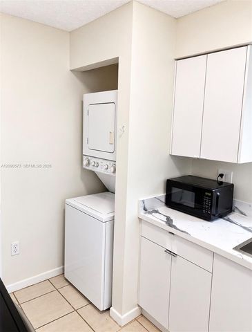 1211 S Independence Drive 1211F, Homestead, FL 33034