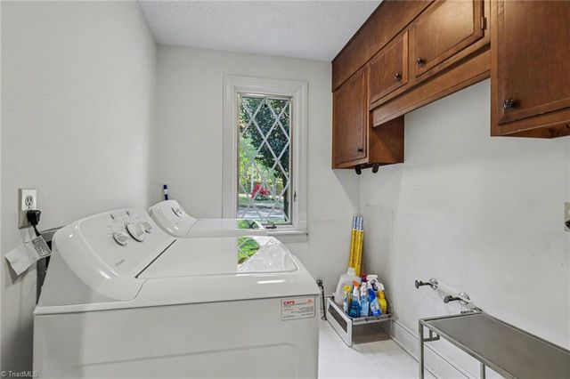 315 Dorado Drive, High Point, NC 27265