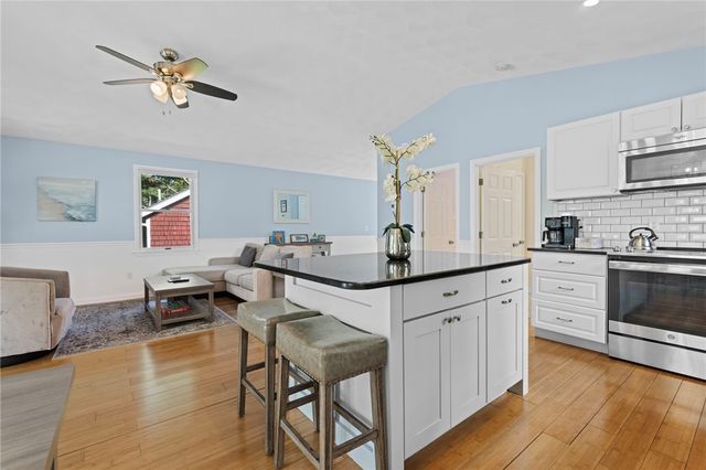 110 Winsor Avenue, North Kingstown, RI 02852