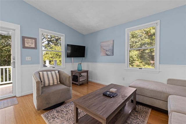 110 Winsor Avenue, North Kingstown, RI 02852