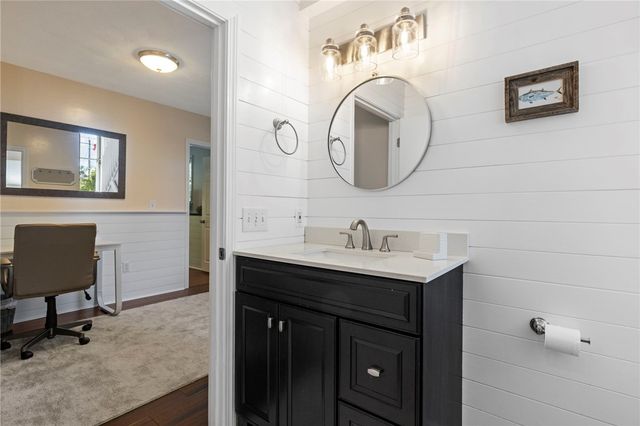 110 Winsor Avenue, North Kingstown, RI 02852
