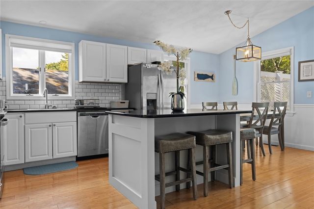 110 Winsor Avenue, North Kingstown, RI 02852