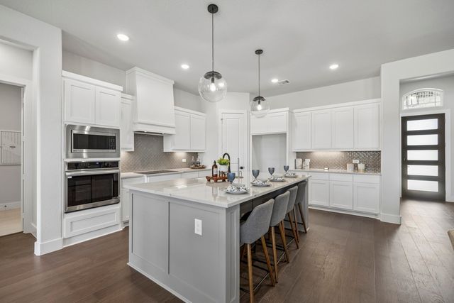4021 Lagos Drive, Midlothian, TX 76065