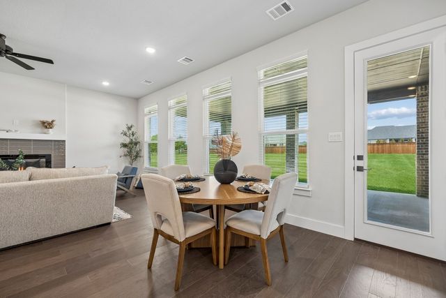 4021 Lagos Drive, Midlothian, TX 76065