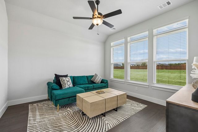 4021 Lagos Drive, Midlothian, TX 76065