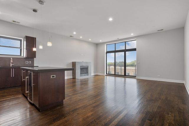 1412 W Morse Avenue 4B, Chicago, IL 60626
