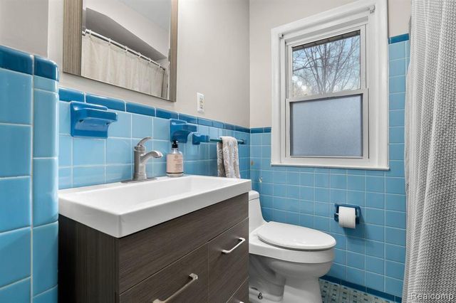 1515 Mohawk Avenue, Royal Oak, MI 48067