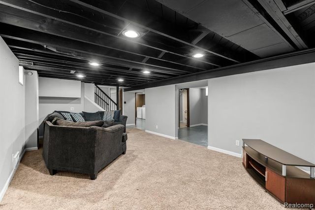 1515 Mohawk Avenue, Royal Oak, MI 48067