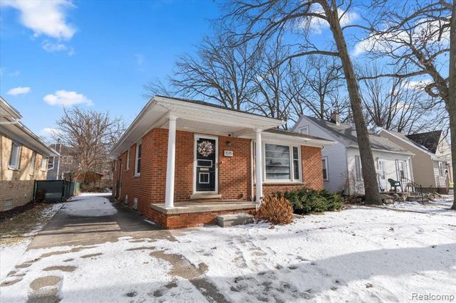 1515 Mohawk Avenue, Royal Oak, MI 48067