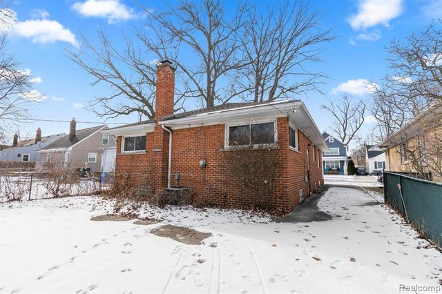 1515 Mohawk Avenue, Royal Oak, MI 48067