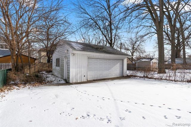 1515 Mohawk Avenue, Royal Oak, MI 48067