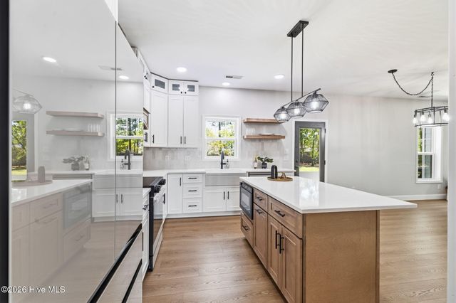 438 Scrub Oaks Drive, Hampstead, NC 28443