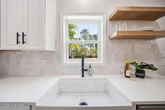 438 Scrub Oaks Drive, Hampstead, NC 28443
