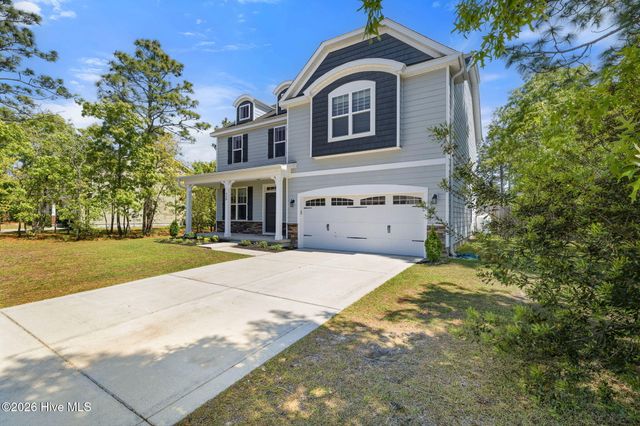 438 Scrub Oaks Drive, Hampstead, NC 28443