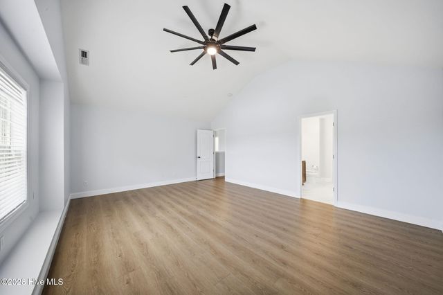 438 Scrub Oaks Drive, Hampstead, NC 28443