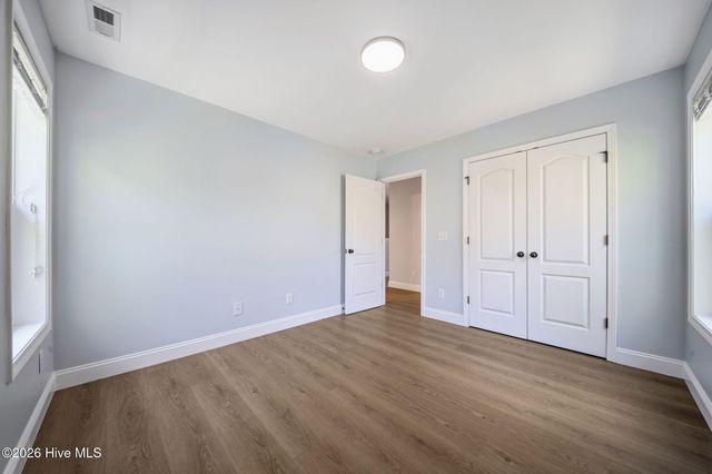 438 Scrub Oaks Drive, Hampstead, NC 28443
