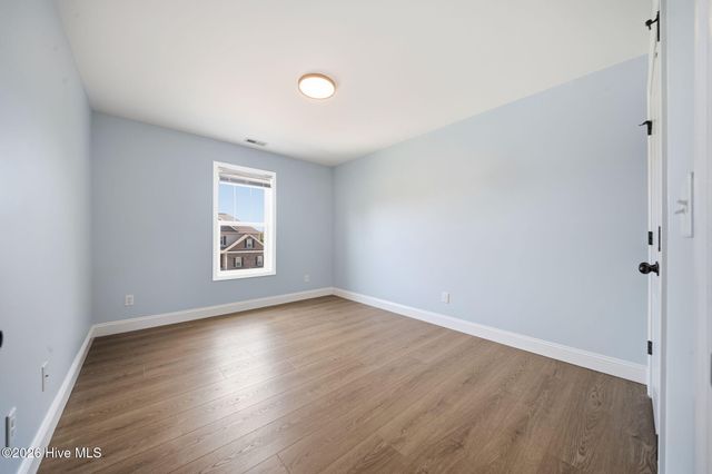 438 Scrub Oaks Drive, Hampstead, NC 28443