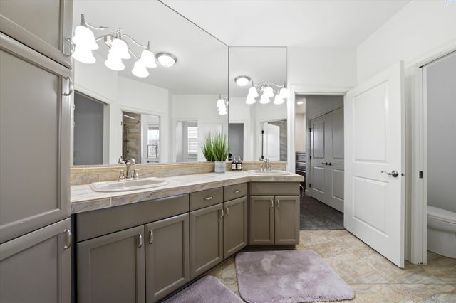 1620 Road 84, Pasco, WA 99301