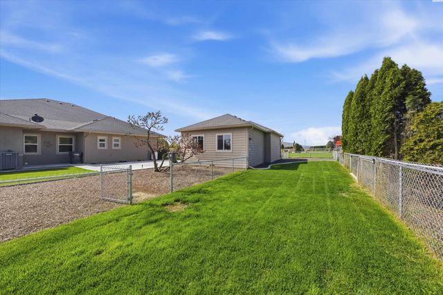 1620 Road 84, Pasco, WA 99301