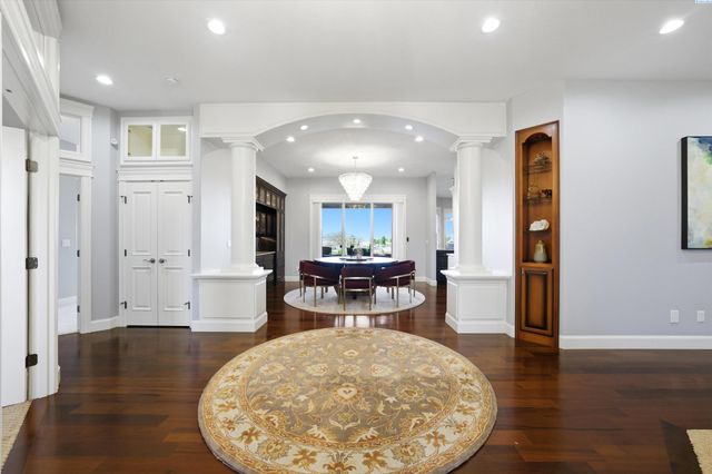 1620 Road 84, Pasco, WA 99301