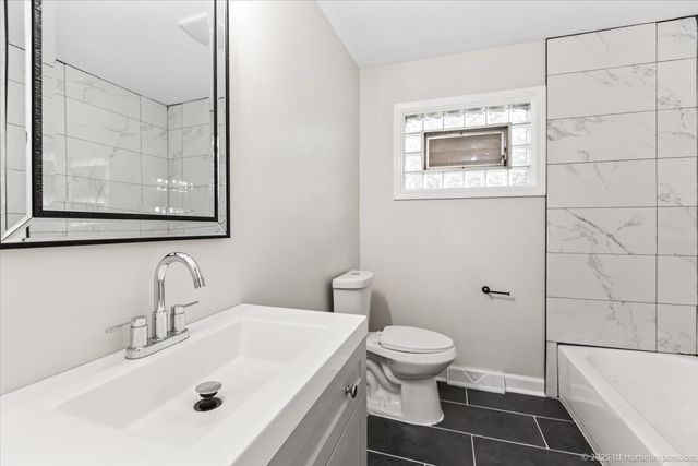 16211 Joyce Circle, South Holland, IL 60473