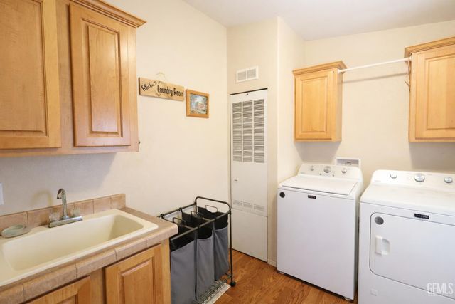 1225 Taft Highway 55, Bakersfield, CA 93307