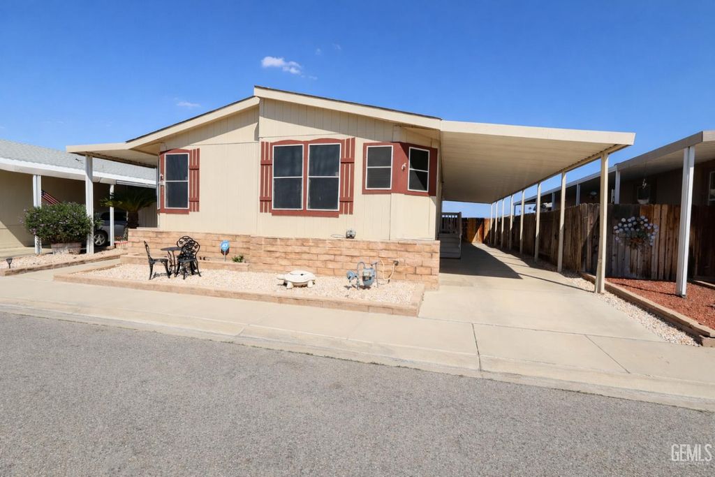 1225 Taft Highway 55, Bakersfield, CA 93307