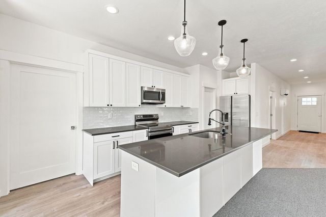 121 W Idaho St, Medical Lake, WA 99022
