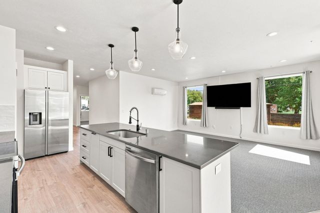 121 W Idaho St, Medical Lake, WA 99022