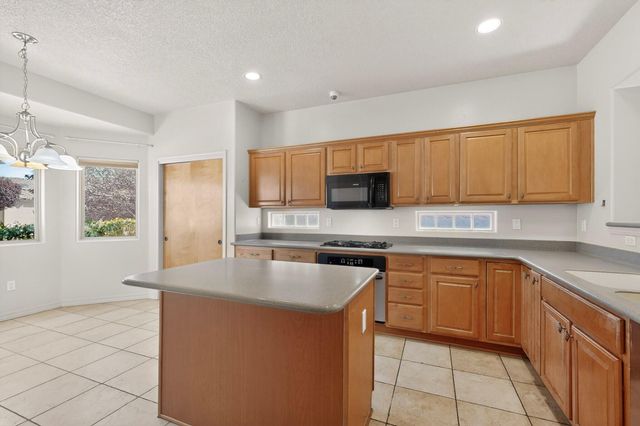 5224 Old Adobe Trail NW, Albuquerque, NM 87120