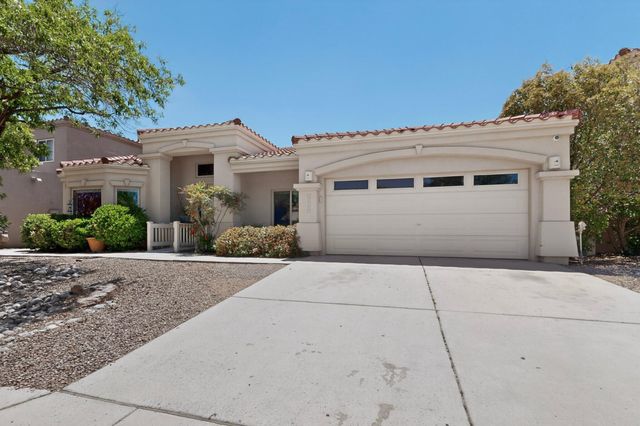5224 Old Adobe Trail NW, Albuquerque, NM 87120