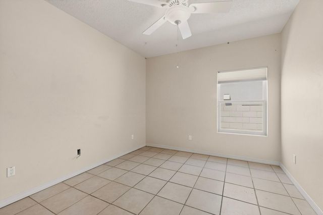 5224 Old Adobe Trail NW, Albuquerque, NM 87120