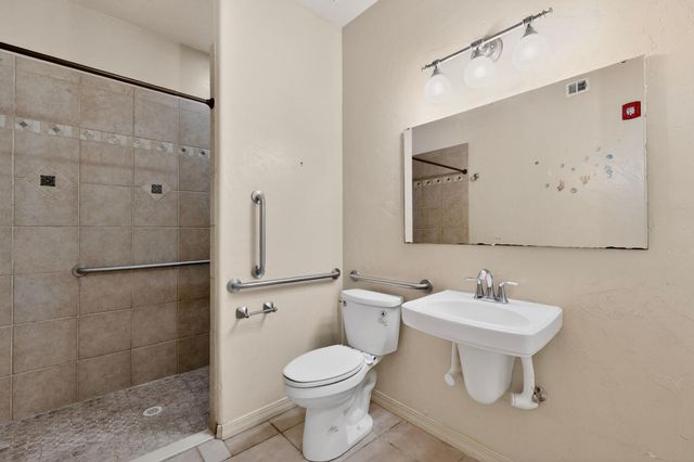 5224 Old Adobe Trail NW, Albuquerque, NM 87120